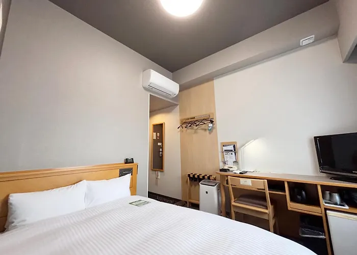 Hotel Route-Inn Nahatomariko
