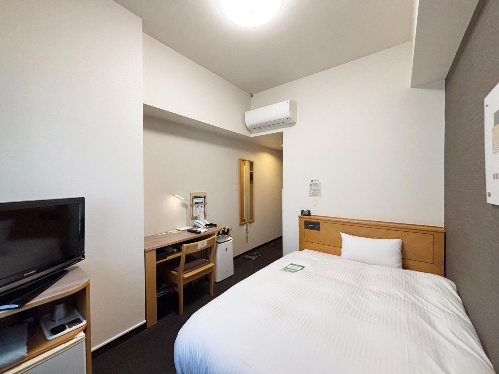 Hotel Route-inn Nahatomariko 3*