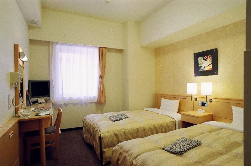 Hotel Route-inn Nahatomariko Okinawa